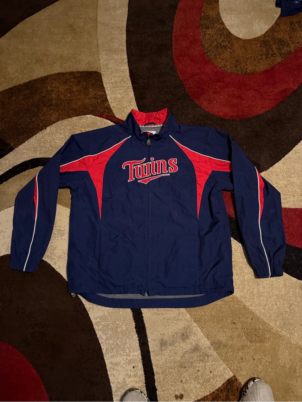 MLB Minnesota Twins team/bullpen jacket high end size L